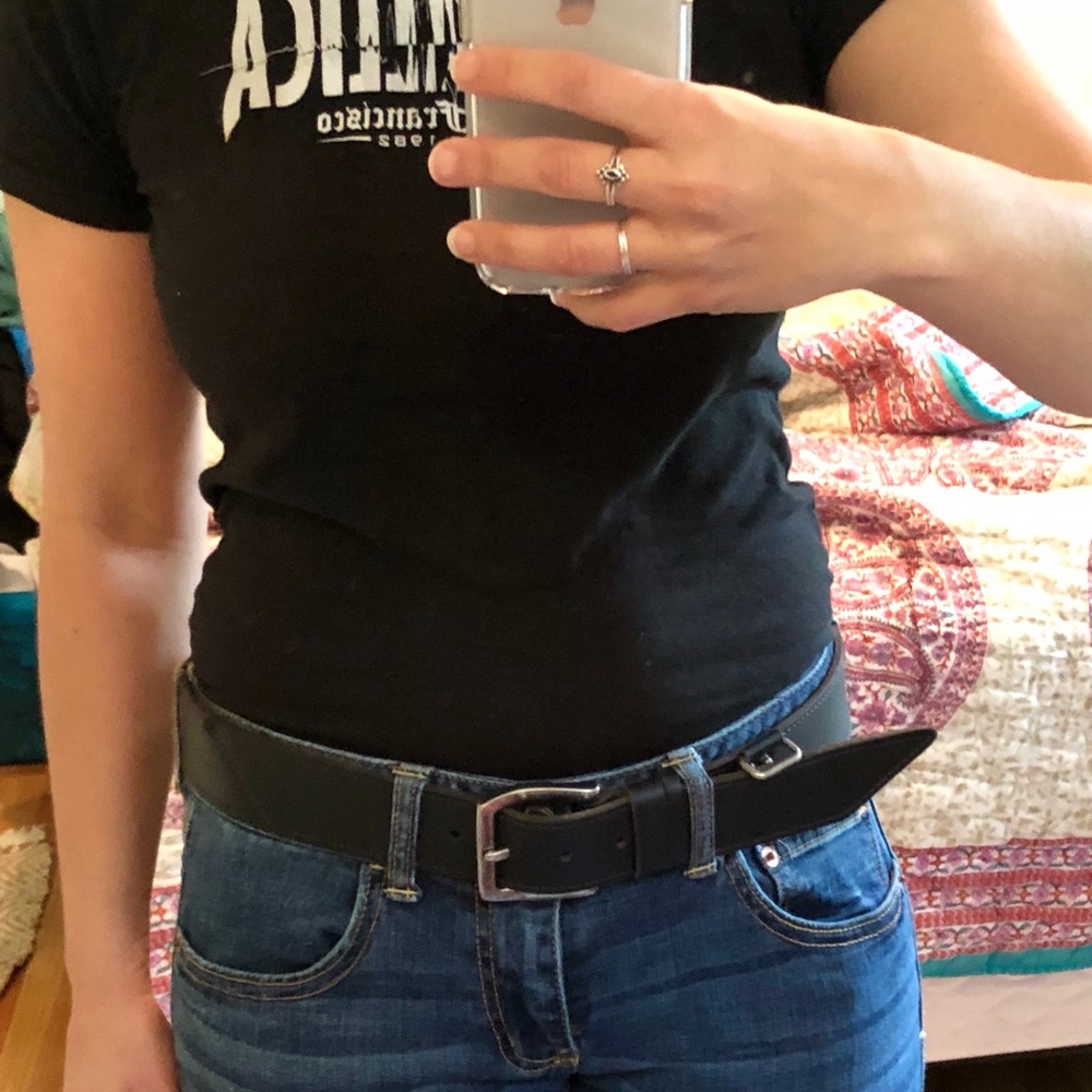 GUESS Black Leather Belt Size 34